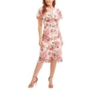 🌹 Floral Wrap Dress